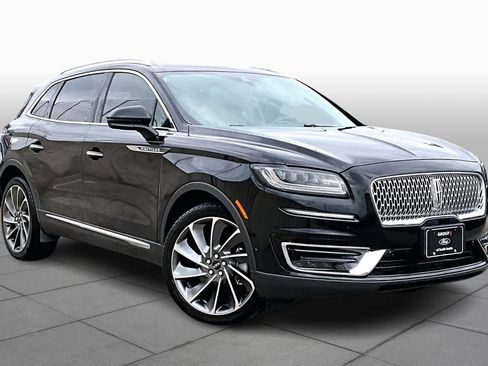 Used 2020 Lincoln Nautilus Reserve w/ Equipment Group 202A image 3