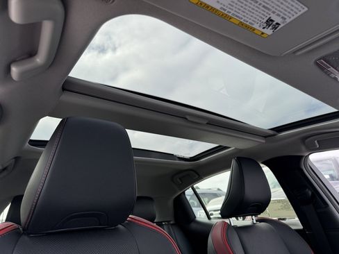 New 2026 Toyota Prius Plug-In Hybrid image 3