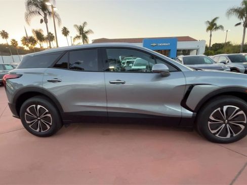 New 2026 Chevrolet Blazer EV LT image 9