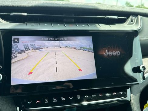 New 2026 Jeep Grand Cherokee Limited RWD image 49