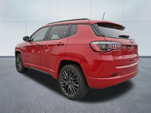 Used 2022 Jeep Compass Limited image 7