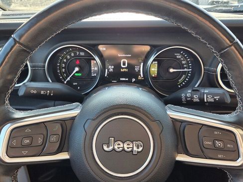 Used 2023 Jeep Wrangler Unlimited Sahara w/ Cold Weather Group image 22