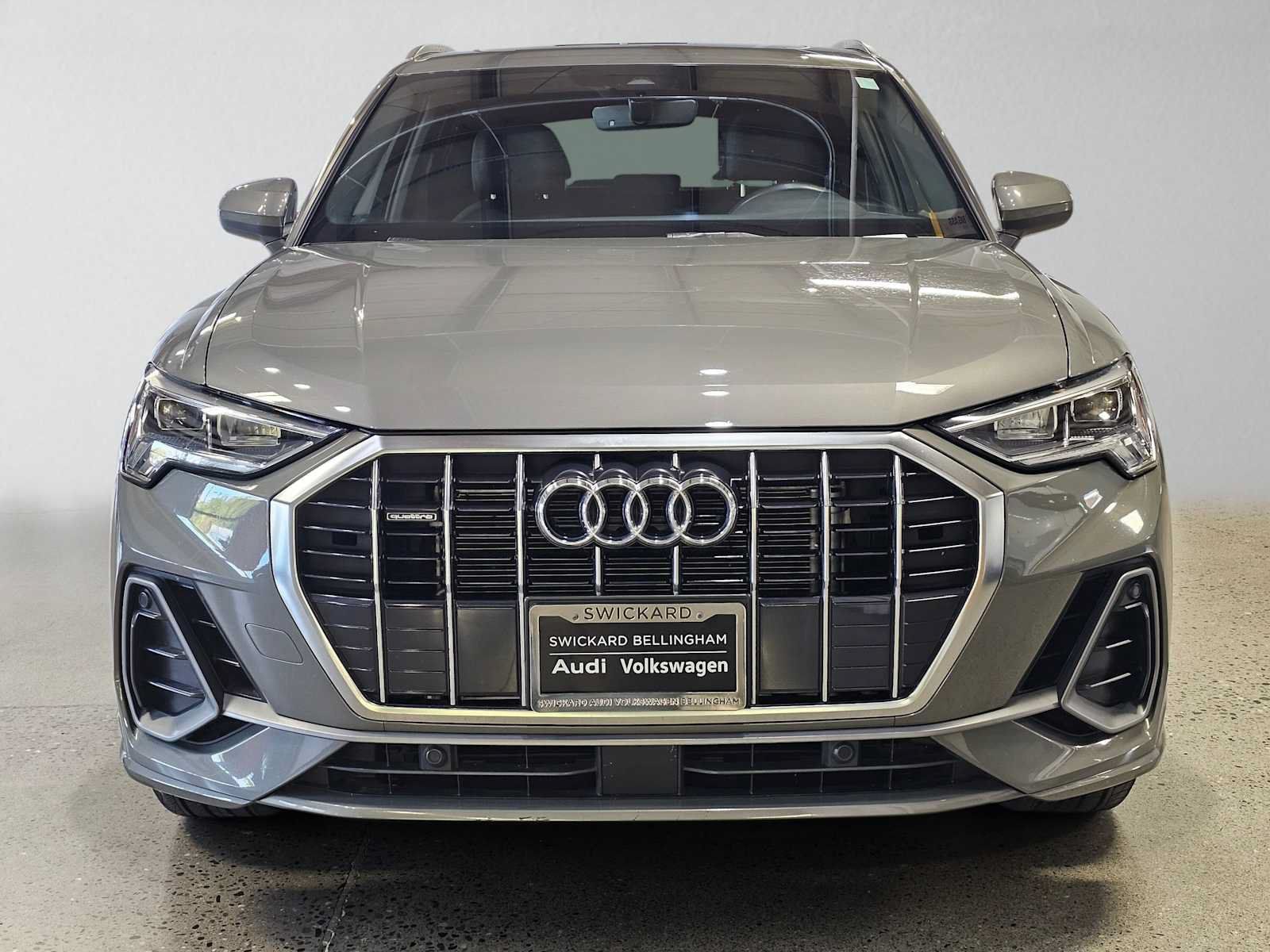 Used 2024 Audi Q3 2.0T Premium w/ Convenience Package AWD/4WD image 8