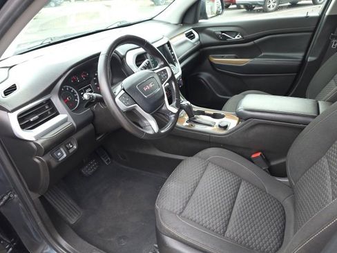 Used 2019 GMC Acadia SLE image 7