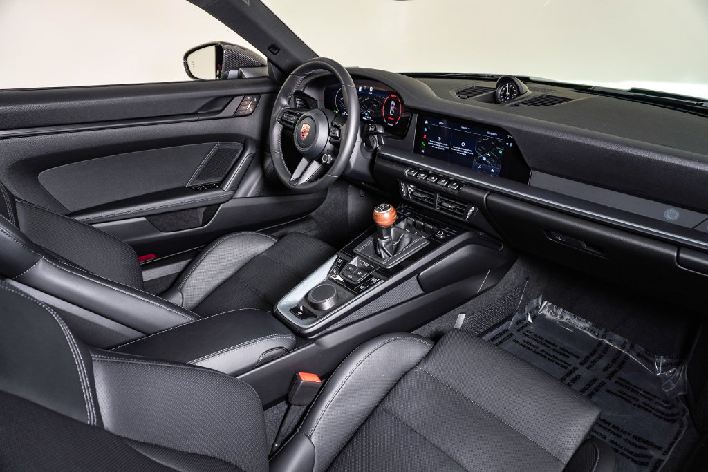 Certified 2026 Porsche 911 Carrera T RWD image 16