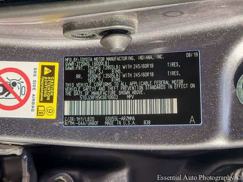 Used 2019 Toyota Highlander XLE AWD/4WD image 38