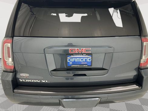 Used 2020 GMC Yukon XL SLT image 4
