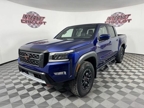 Used 2022 Nissan Frontier PRO-4X w/ Pro-4X Premium Package image 3