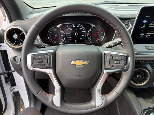 Used 2025 Chevrolet Blazer Premier w/ Driver Confidence II Package AWD/4WD image 18