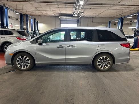 Used 2021 Honda Odyssey EX-L image 5
