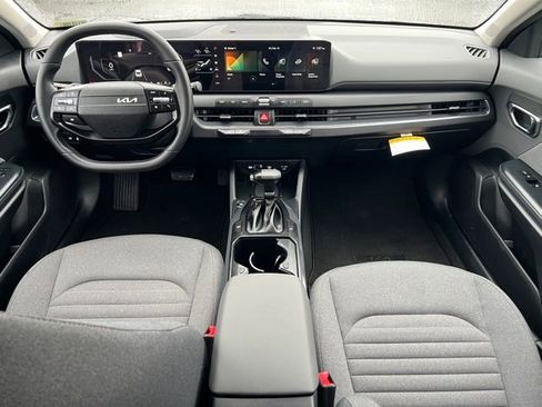 Certified 2025 Kia K4 EX image 11