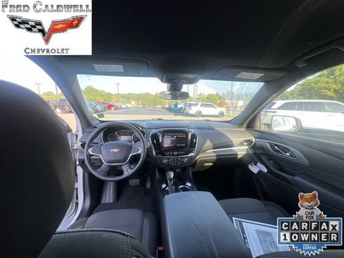 Used 2023 Chevrolet Traverse LT FWD image 25