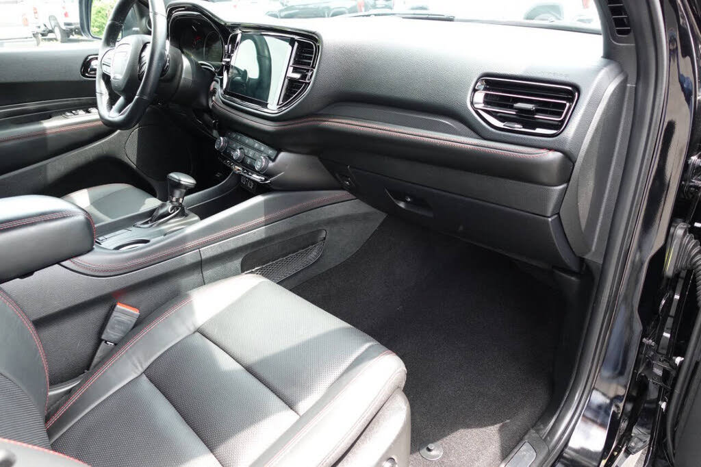 Used 2024 Dodge Durango R/T w/ Blacktop Package AWD/4WD image 41