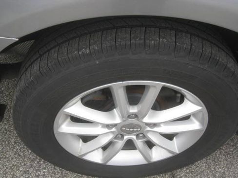 Used 2016 Dodge Grand Caravan SXT FWD image 37