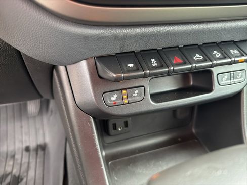 Used 2019 Chevrolet Colorado Z71 image 15