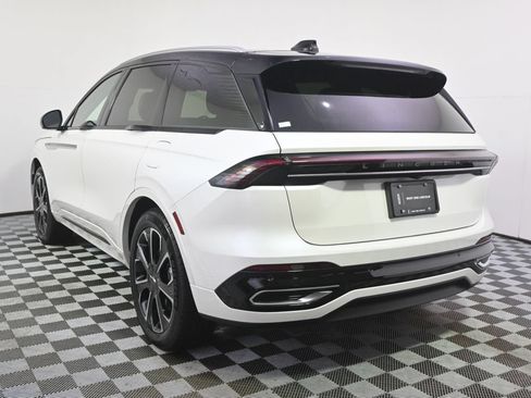 New 2026 Lincoln Nautilus Reserve AWD/4WD image 4