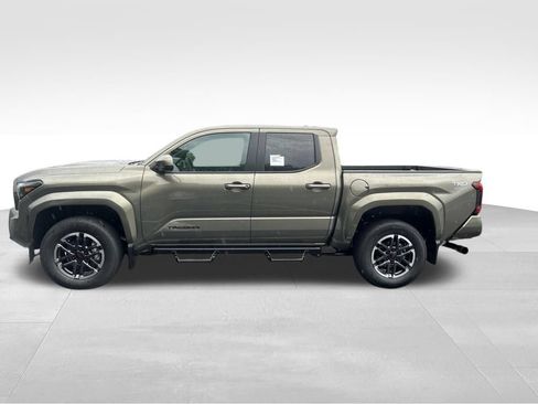 New 2026 Toyota Tacoma TRD Sport AWD/4WD image 2