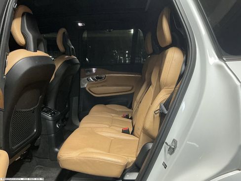 Used 2018 Volvo XC90 T8 Inscription w/ Convenience Package image 10