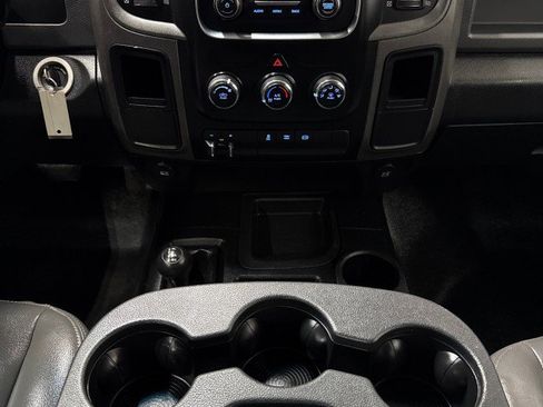 Used 2015 RAM 2500 Tradesman AWD/4WD image 17