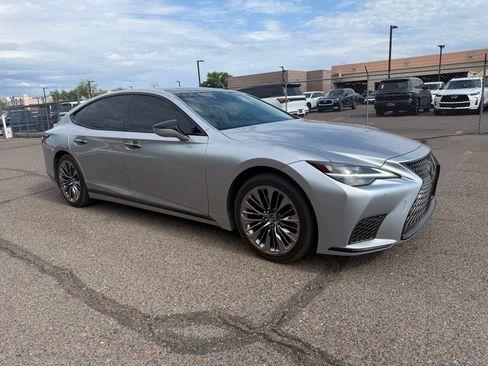 Used 2022 Lexus LS 500 w/ Interior Upgrade Package RWD image 3