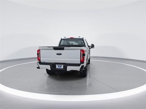 Used 2023 Ford F250 XL w/ STX Appearance Package image 7