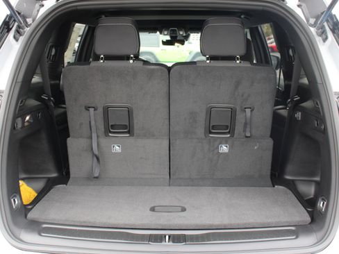 New 2025 Jeep Grand Cherokee L Laredo image 25