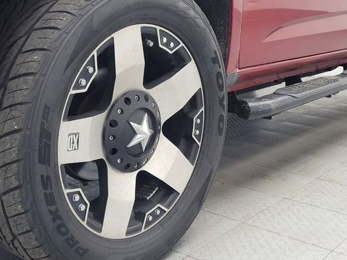 Used 2016 Chevrolet Colorado W/T RWD image 31