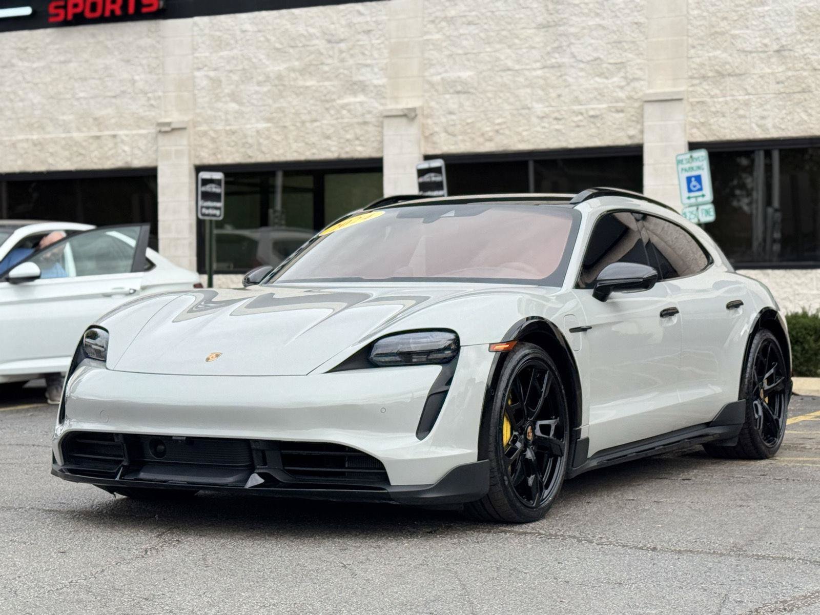 Used 2024 Porsche Taycan Turbo S AWD/4WD image 29