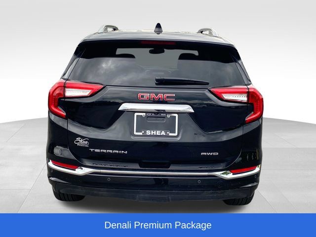 Certified 2024 GMC Terrain Denali w/ Black Diamond Edition AWD/4WD image 4