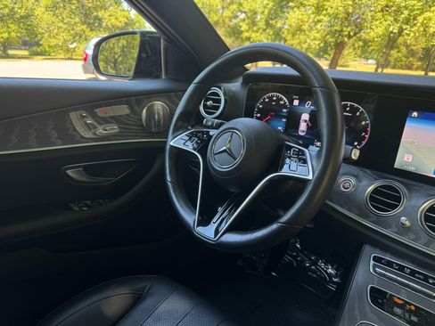 Used 2021 Mercedes-Benz E 350 4MATIC Sedan w/ Premium Package image 35