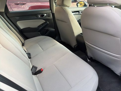Used 2023 Honda Civic EX image 6