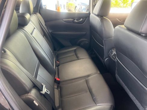 Certified 2022 Nissan Rogue Sport SL w/ Premium Package AWD/4WD image 13