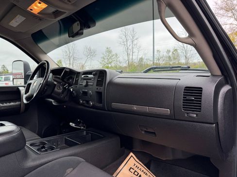 Used 2008 Chevrolet Silverado 2500 LTZ AWD/4WD image 19
