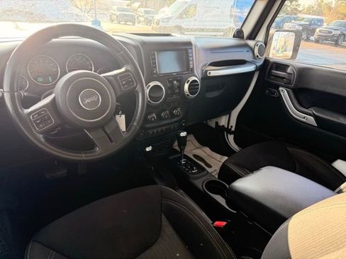 Used 2014 Jeep Wrangler Unlimited Sahara w/ Dual Top Group image 10