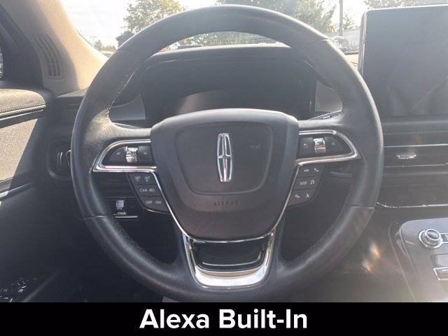 Used 2022 Lincoln Nautilus FWD image 16
