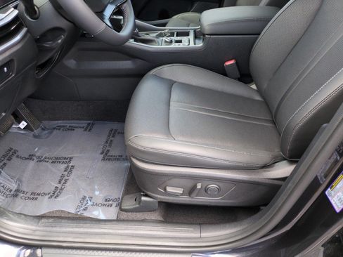 New 2026 Kia Sorento EX w/ EX Premium Package FWD image 17