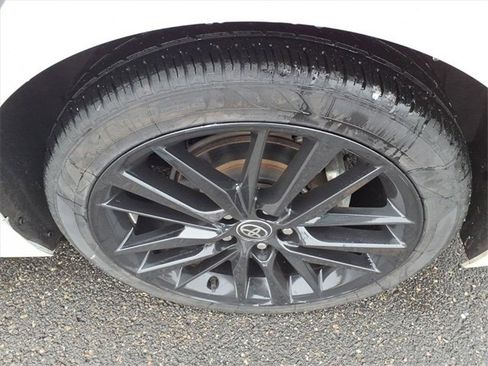 Used 2023 Toyota Camry XSE image 7