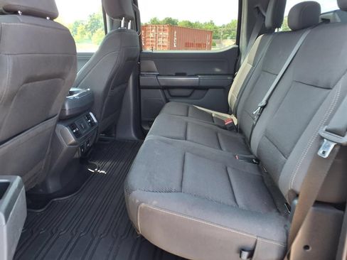 Used 2024 Ford F150 XLT w/ XLT Black Appearance Package RWD image 17