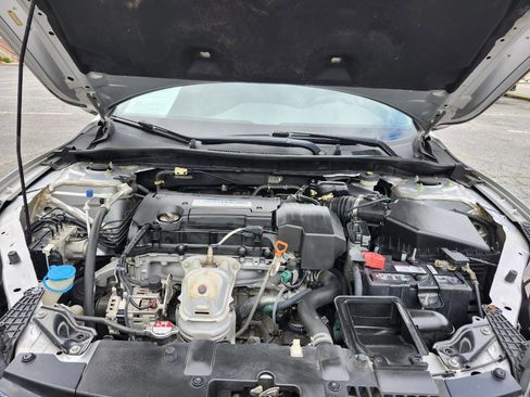 Used 2013 Honda Accord LX image 16