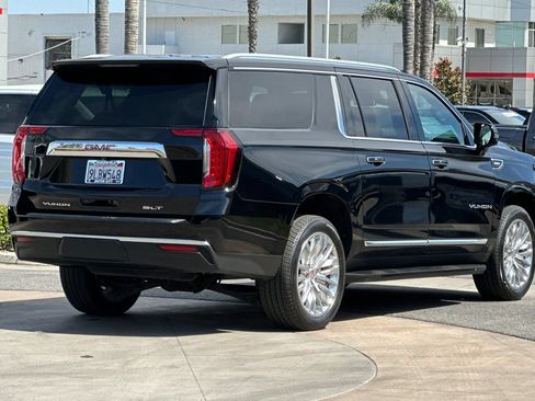 Certified 2023 GMC Yukon XL SLT w/ SLT Premium Package RWD image 4