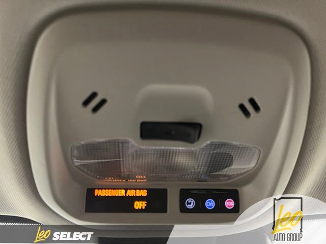 Used 2025 Chevrolet Trax LS w/ LS Convenience Package FWD image 16