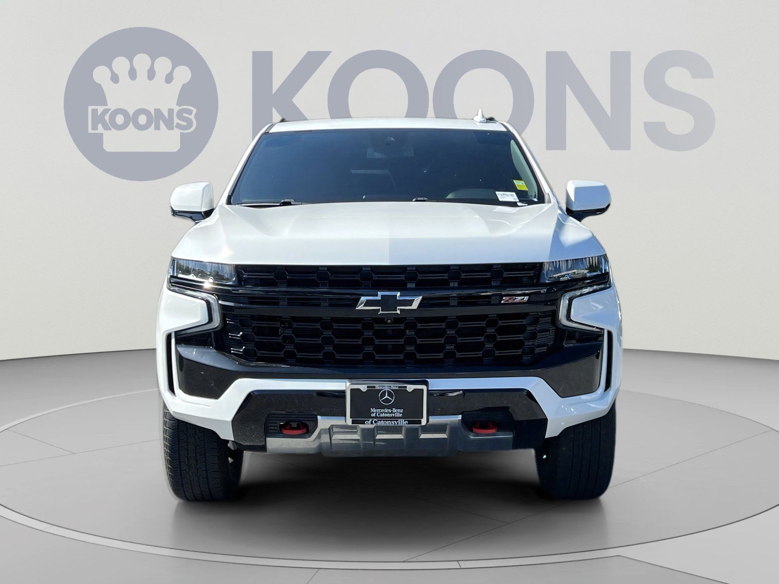 Used 2023 Chevrolet Tahoe Z71 w/ Luxury Package AWD/4WD image 4