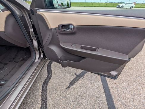 Used 2011 Chevrolet Malibu LS FWD image 5