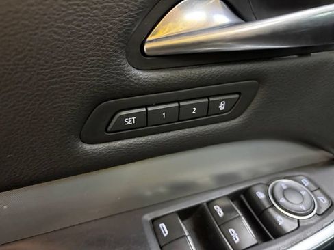 Used 2020 Cadillac XT4 Premium Luxury w/ Cold Weather Package FWD image 35