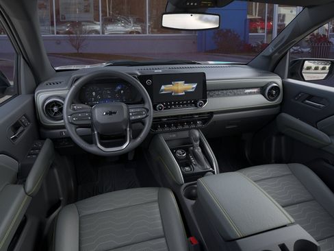 New 2026 Chevrolet Colorado ZR2 w/ Technology Package AWD/4WD image 15