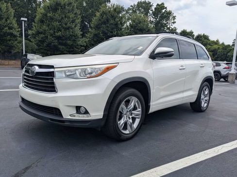 Used 2014 Toyota Highlander Limited Platinum FWD image 5
