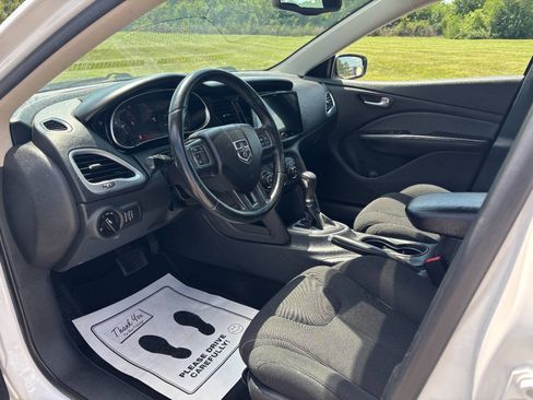 Used 2013 Dodge Dart SXT w/ Popular Equipment Group FWD image 9