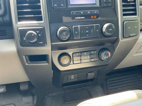 Certified 2020 Ford F250 XL RWD image 23