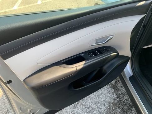 Used 2025 Hyundai Tucson SEL AWD/4WD image 21