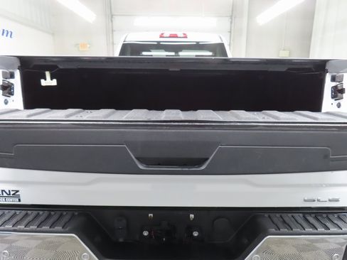 Used 2024 GMC Sierra 3500 SLE w/ SLE Convenience Package image 34